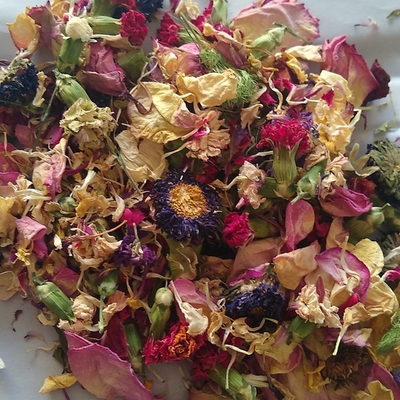 Other - Sweetheart Mix Flower Confetti Biodegradable 36g